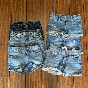 Girls Jean Short Lot (6 pairs). All size 7